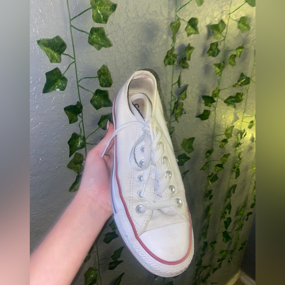 Converse - Picture 3 of 3